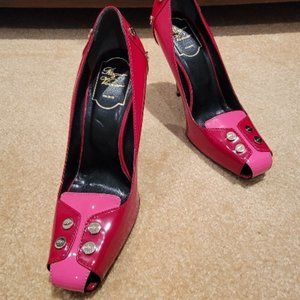 ROGER VIVIER Pink Patent Leather Studded Pumps Eur. 37.5